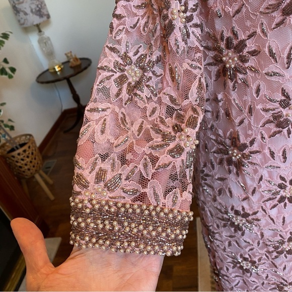 Valentina Ltd • 1960s Pink Beaded Cocktail Sheath • Vintage Mad Men Era • XS - Picture 4 of 10